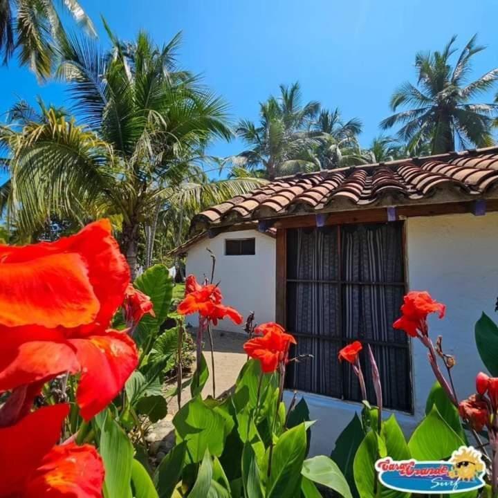 Casa Grande Surf Hotel Guachaca Exterior photo